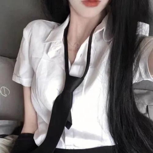 【爆笑漫改】《我是大哥大》贺来贤人伊藤健太郎：不良少年们的沙雕热血青春，拯救一切不开心